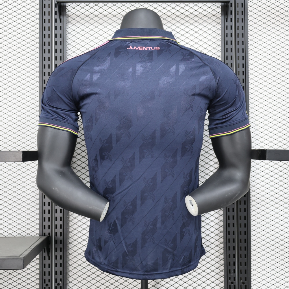 2024/25 Juventus Retro Player Special Edition Jersey