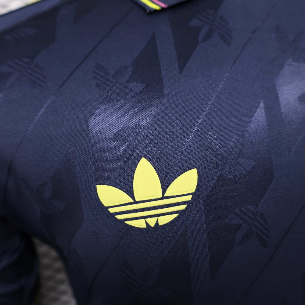 2024/25 Juventus Retro Player Special Edition Jersey