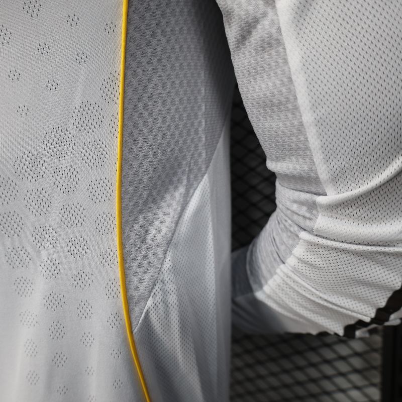 2025/26 Real Madrid Home Jersey Long Sleeve Player Version 