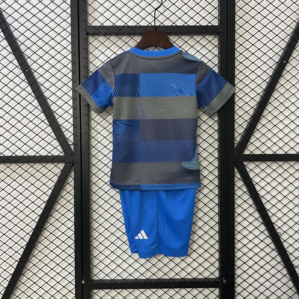 2025/26 Real Madrid training uniform Kids Jersey