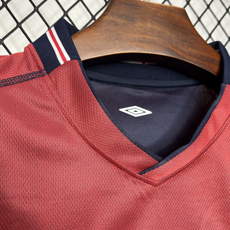 2002 England Beckham #7 Retro Jersey Away Replica World Cup