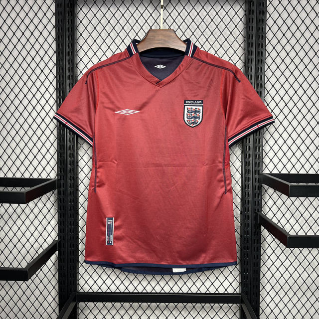 2002 England Beckham #7 Retro Jersey Away Replica World Cup