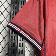 2002 England Beckham #7 Retro Jersey Away Replica World Cup