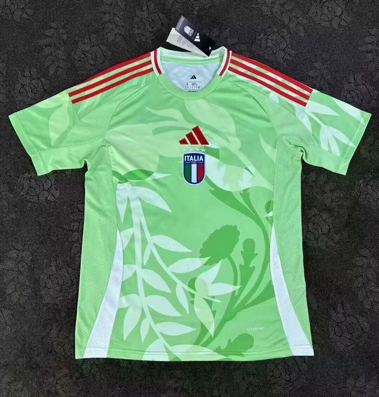 2025/26 Italy Training Jersey (Women Football)