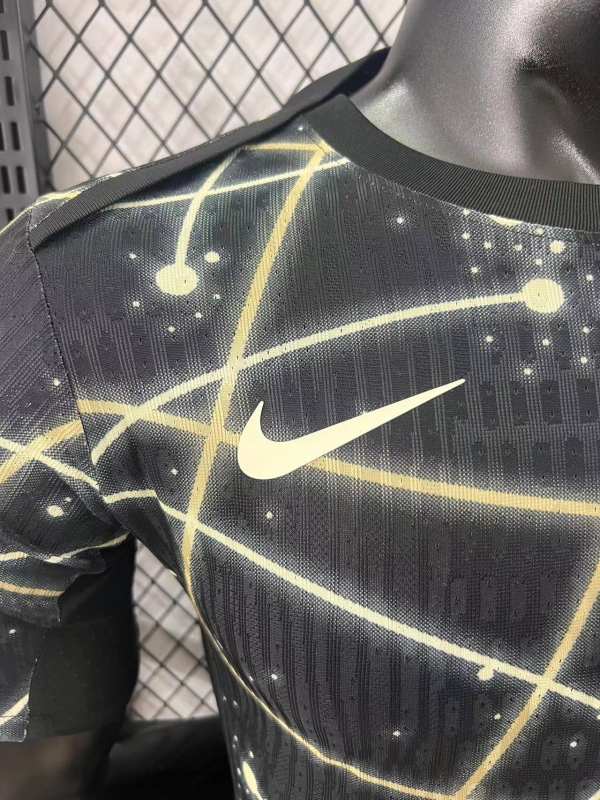 2025/26 Chelsea Training Jersey Player Version 