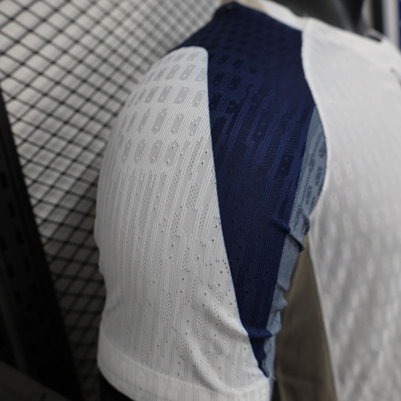 2025/26 Tottenham Hotspur Home Jersey Player Version