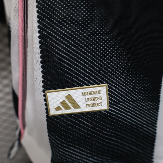 2025/26 Juventus Home Jersey Player Version