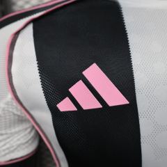 2025/26 Juventus Home Jersey Player Version