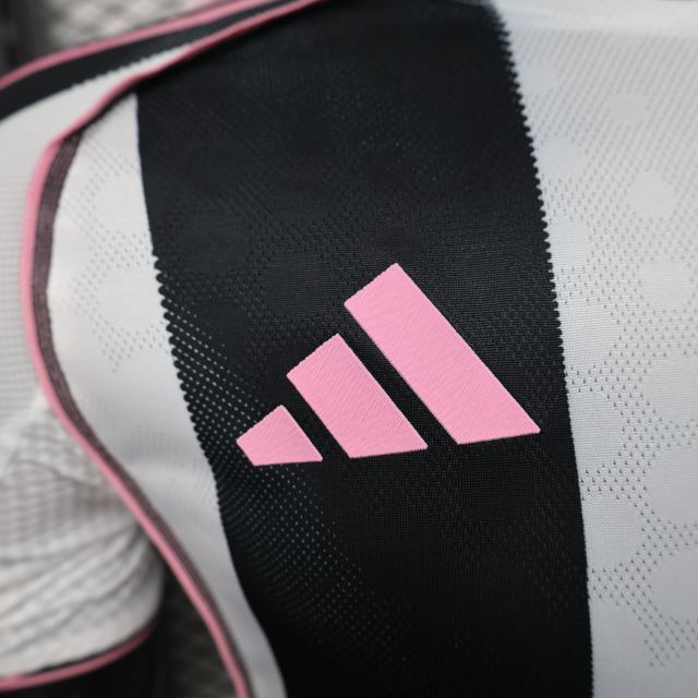 2025/26 Juventus Home Jersey Player Version