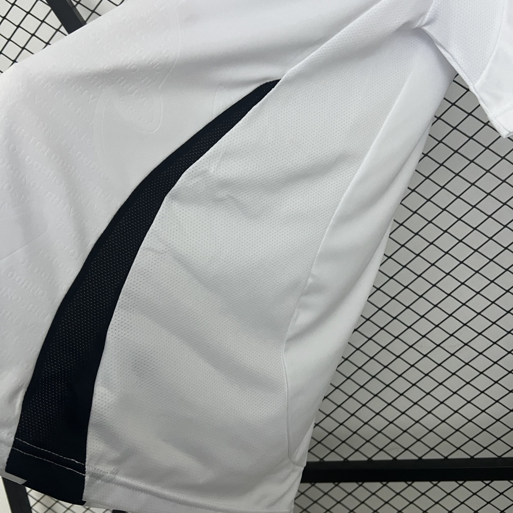 2025/26 Colo Colo Home Jersey