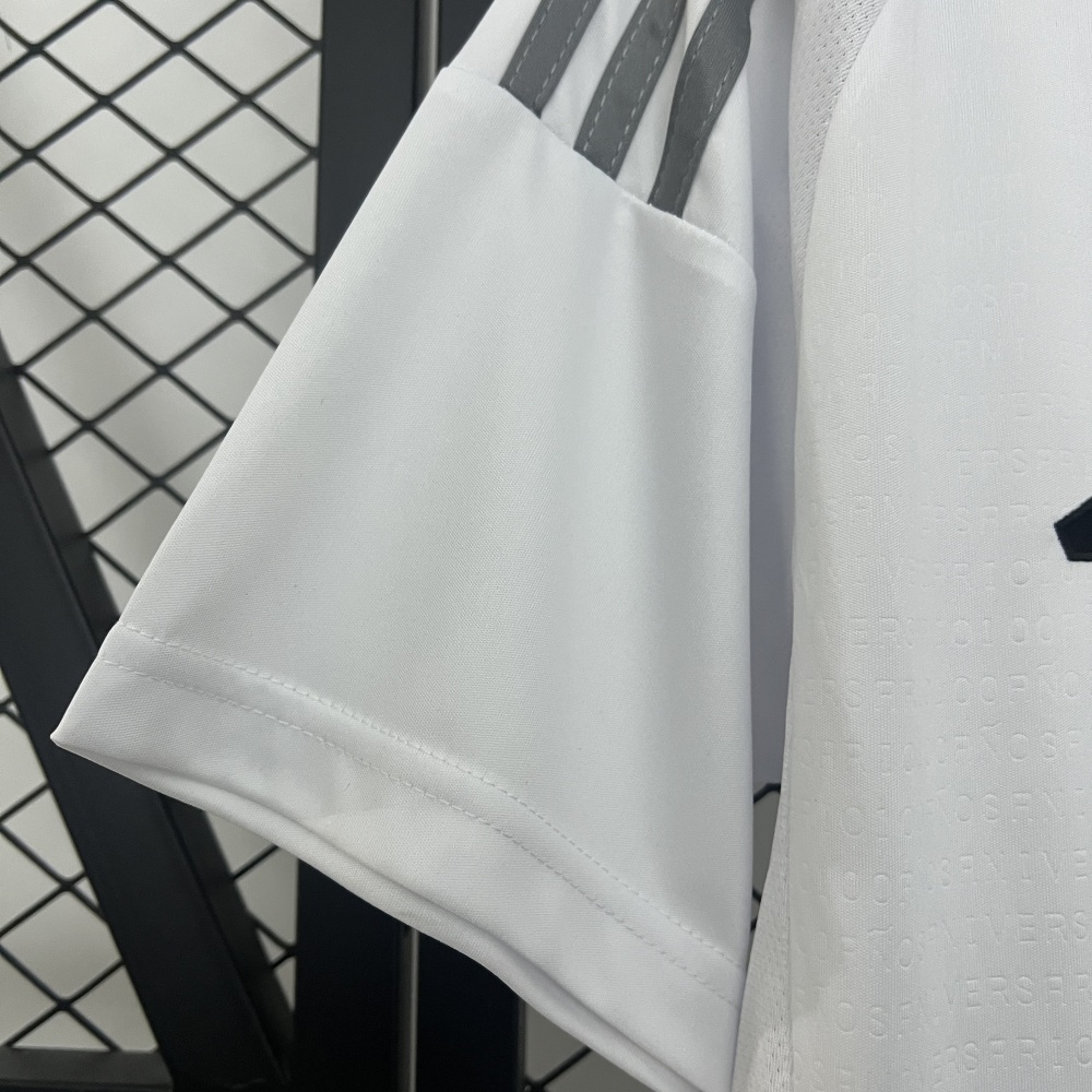 2025/26 Colo Colo Home Jersey