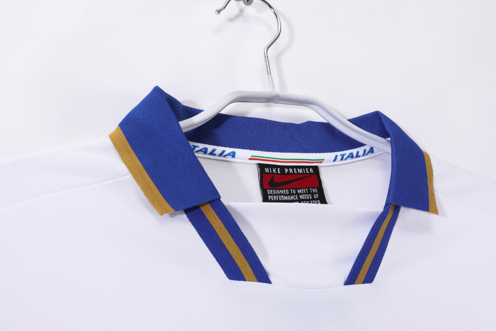 1996 Italy Away Retro Jersey