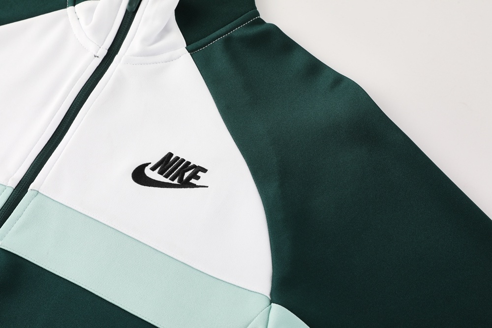 2025/26 Nike Green Jacket Set
