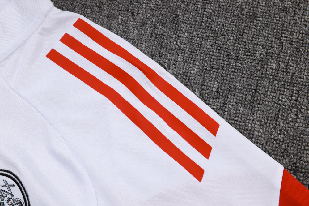 2025/26 Ajax Long sleeves Training Set