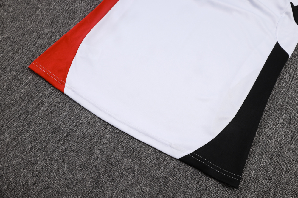 2025/26 Ajax Long sleeves Training Set