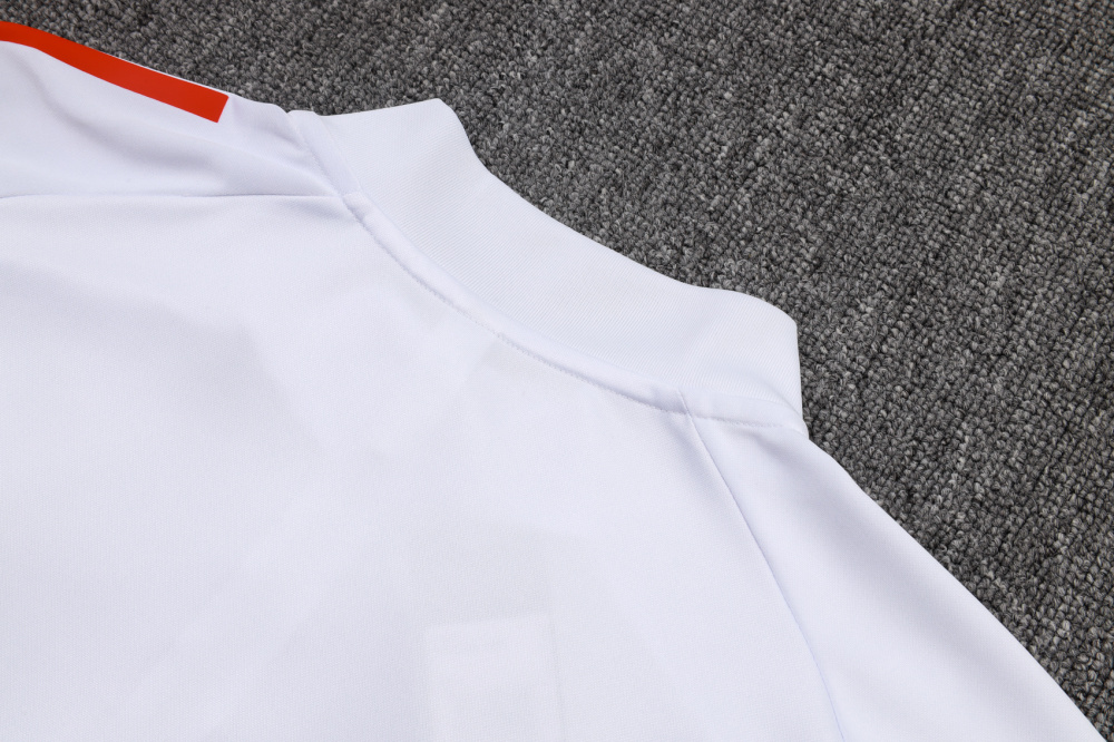2025/26 Ajax Long sleeves Training Set