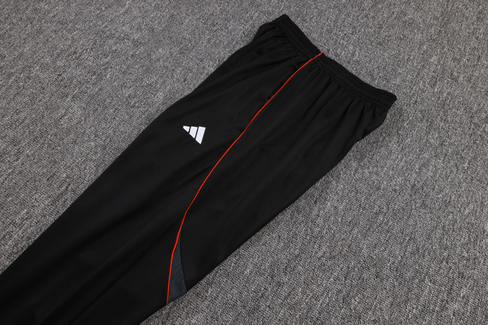 2025/26 Ajax Long sleeves Training Set