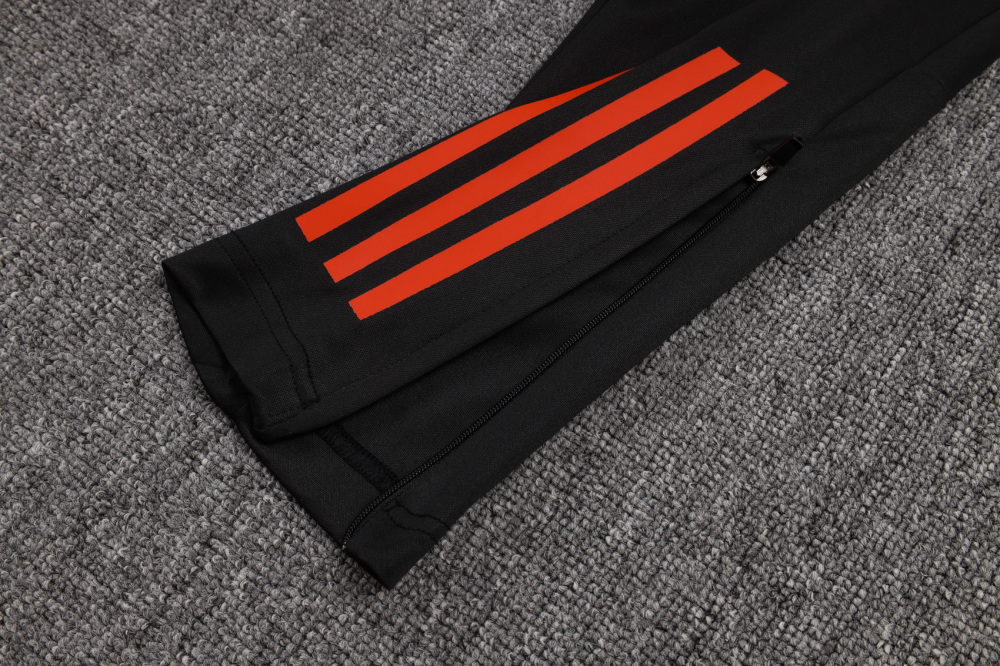 2025/26 Ajax Long sleeves Training Set