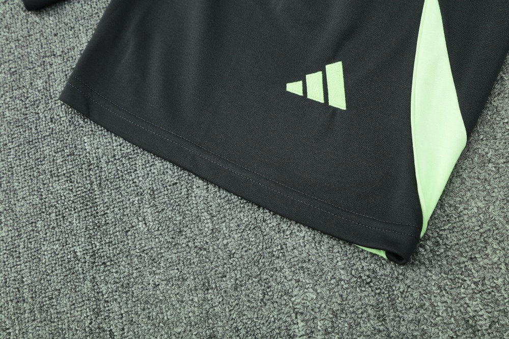 2025/26 Real Madrid Short sleeve Training suit