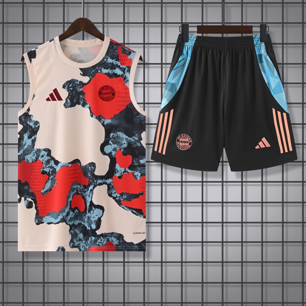 2025/26 Bayern Munich Vest Suit