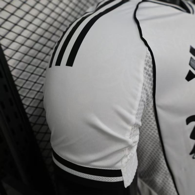 2025/26 Fulham Home Jersey Player Version