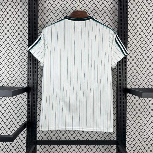 2025/26 Liverpool Retro Casual Jersey 