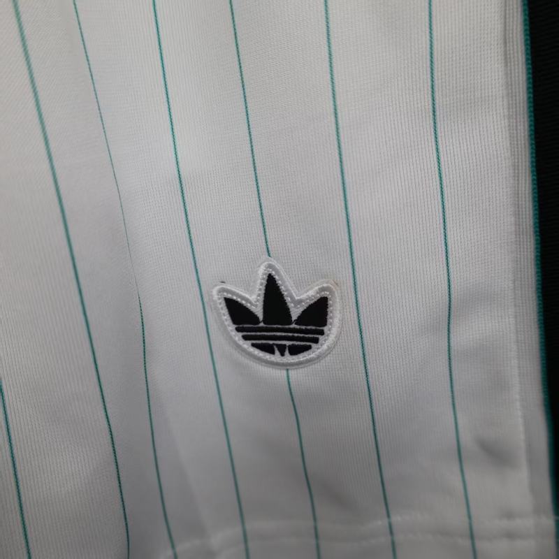 2025/26 Liverpool Retro Casual Shorts