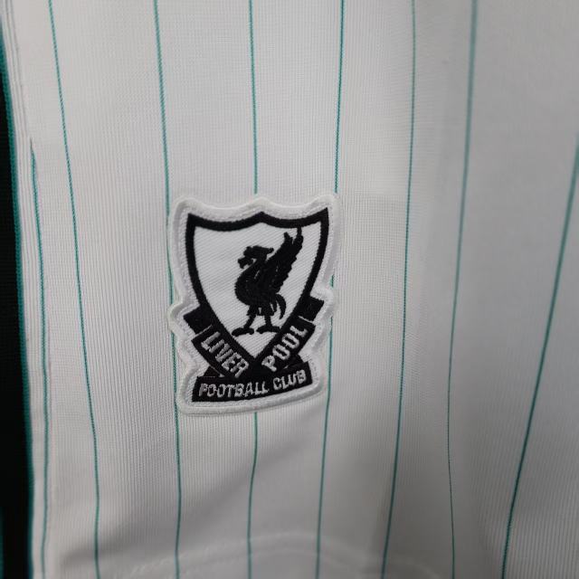 2025/26 Liverpool Retro Casual Shorts