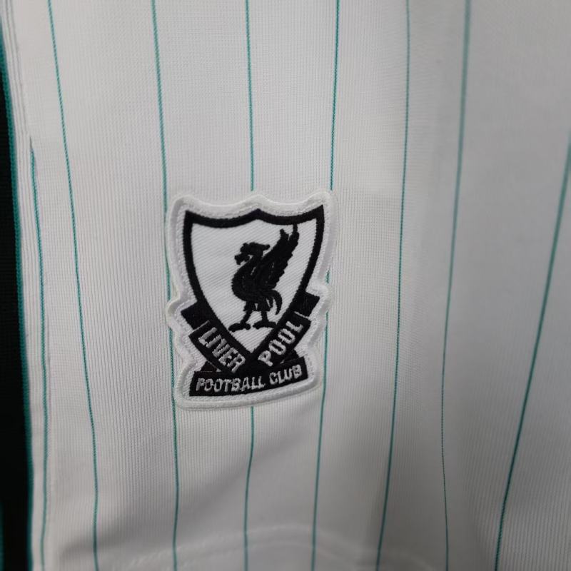 2025/26 Liverpool Retro Casual Shorts