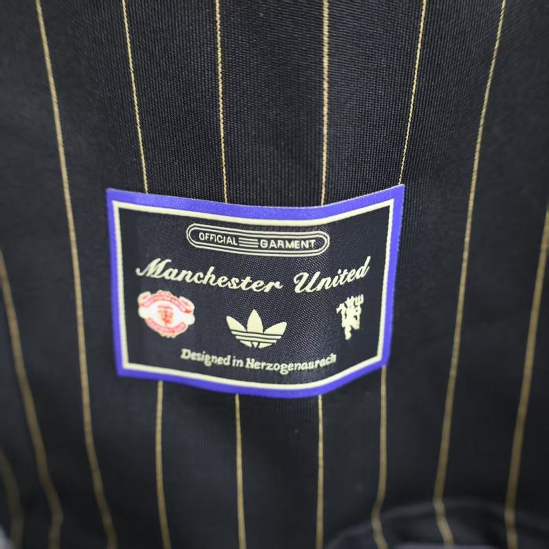 2025/26 Manchester United Casual Jersey Player Version