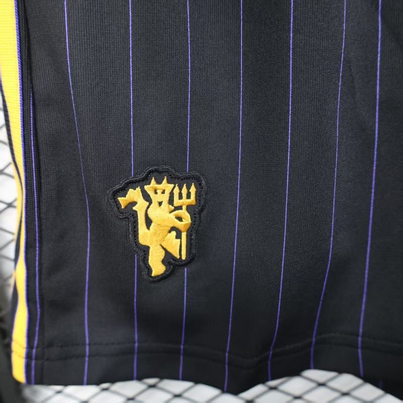 2025/26 Manchester United Casual Shorts Player Version