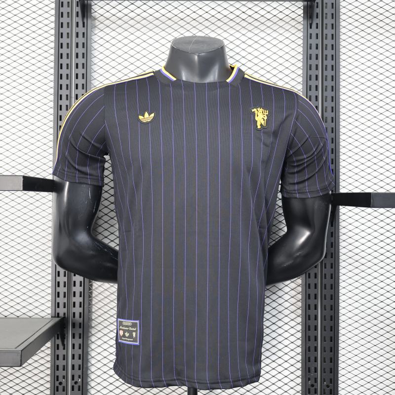 2025/26 Manchester United Casual Shorts Player Version