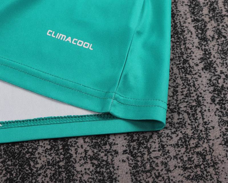 2010 World Cup Spain Goalkeeper Retro Kids Jersey  