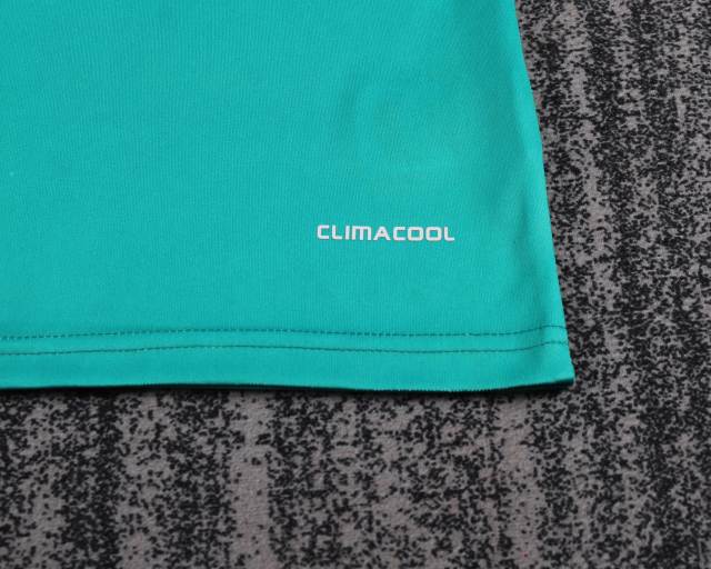 2010 World Cup Spain Goalkeeper Retro Kids Jersey  