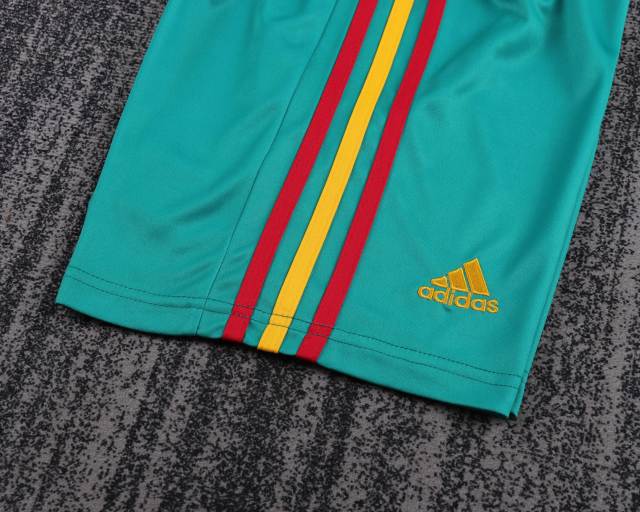 2010 World Cup Spain Goalkeeper Retro Kids Jersey  