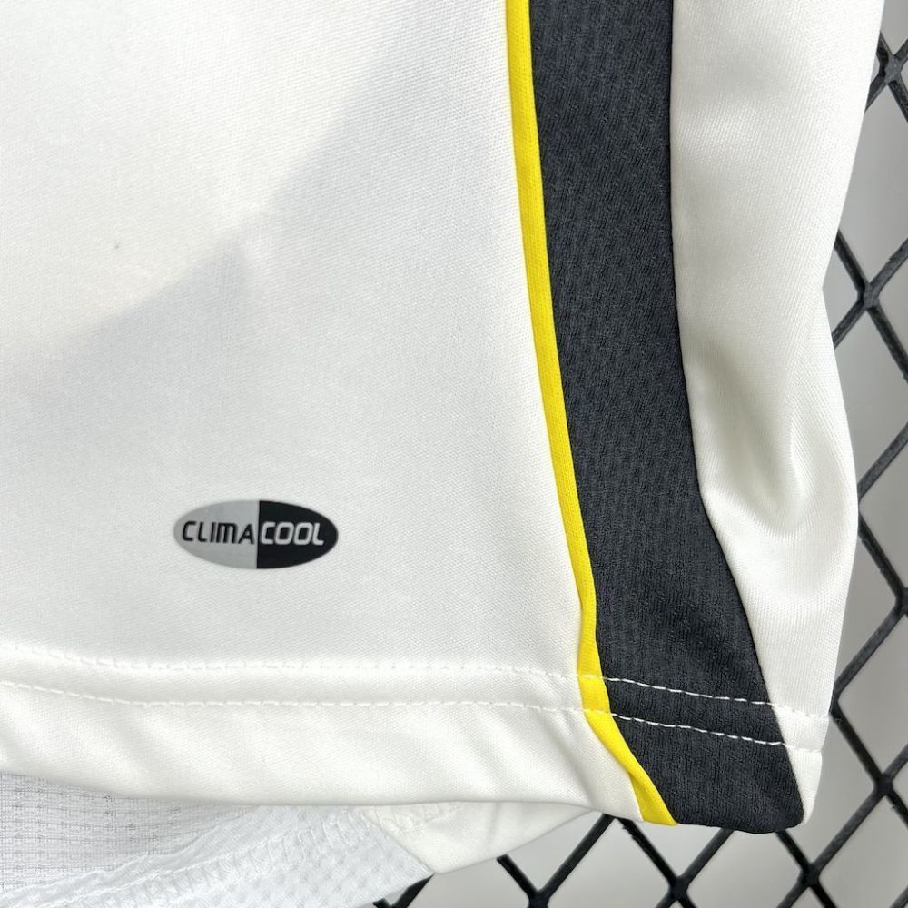 2006 World Cup Japan Away Retro Jersey