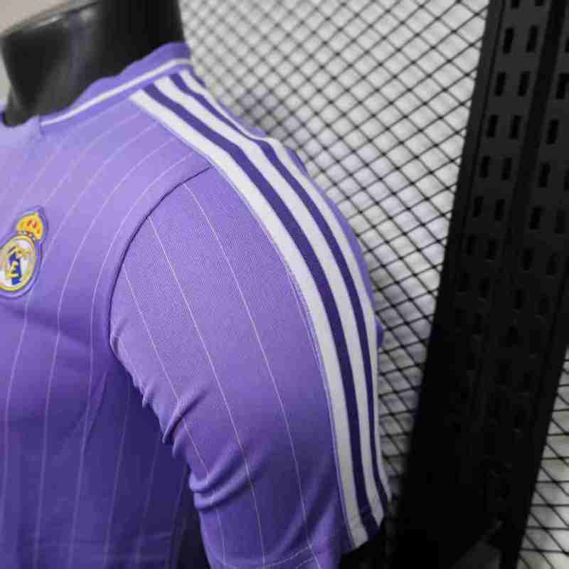 2025/26 Real Madrid Retro Model Jersey Player Version 