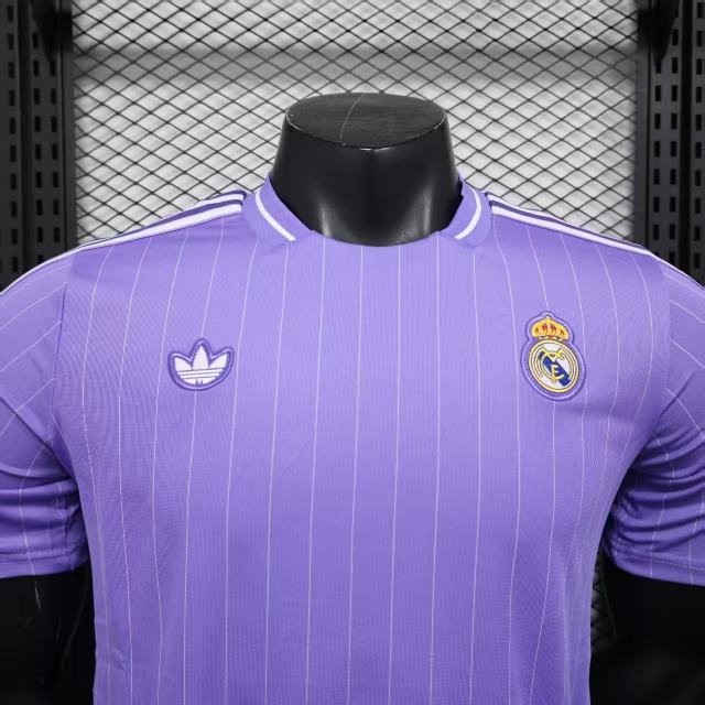 2025/26 Real Madrid Retro Model Jersey Player Version 
