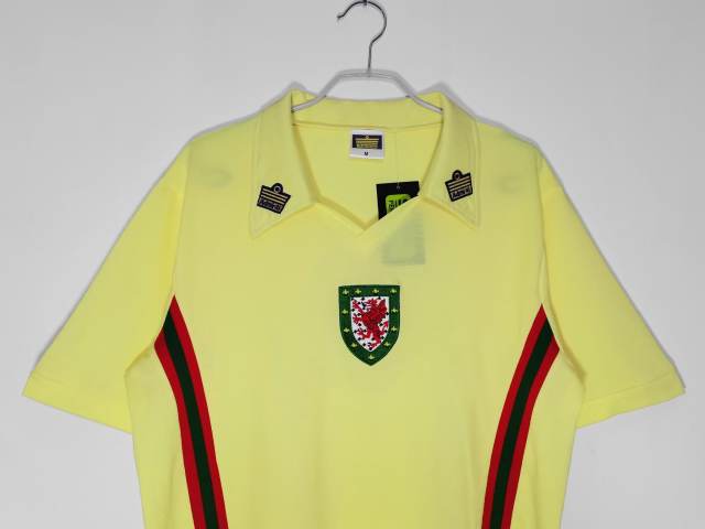 1976/79 Wales Away Retro Jersey 