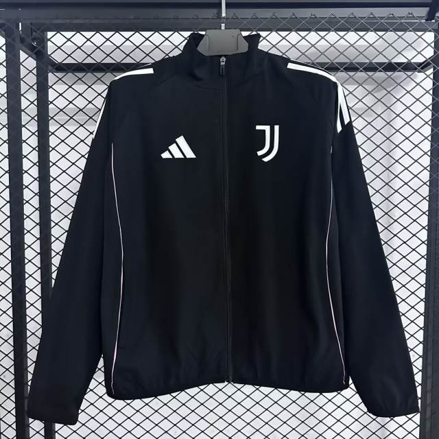 2025/26 Juventus Winbreaker