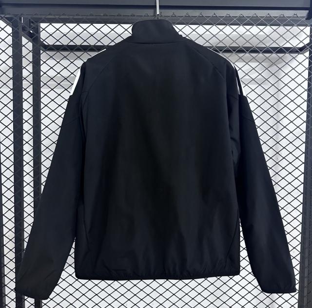 2025/26 Juventus Winbreaker