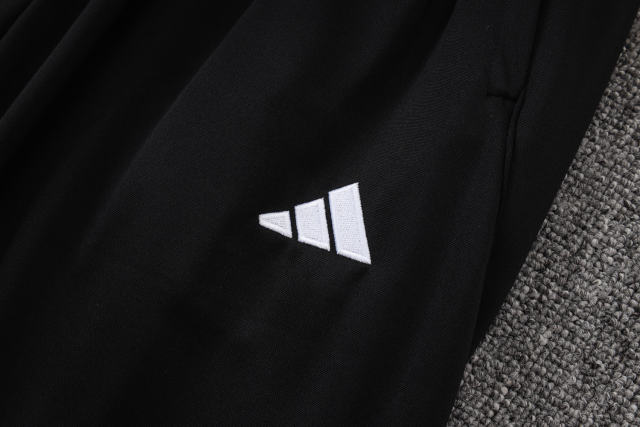 2025/26 Liverpool Kids Long sleeves Training Set