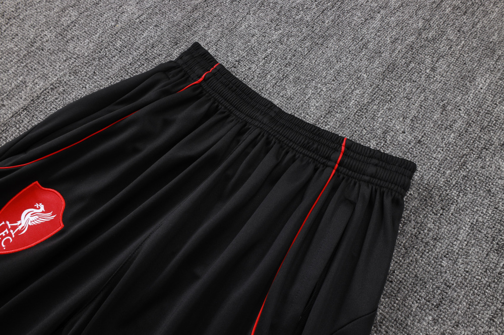 2025/26 Liverpool Kids Long sleeves Training Set