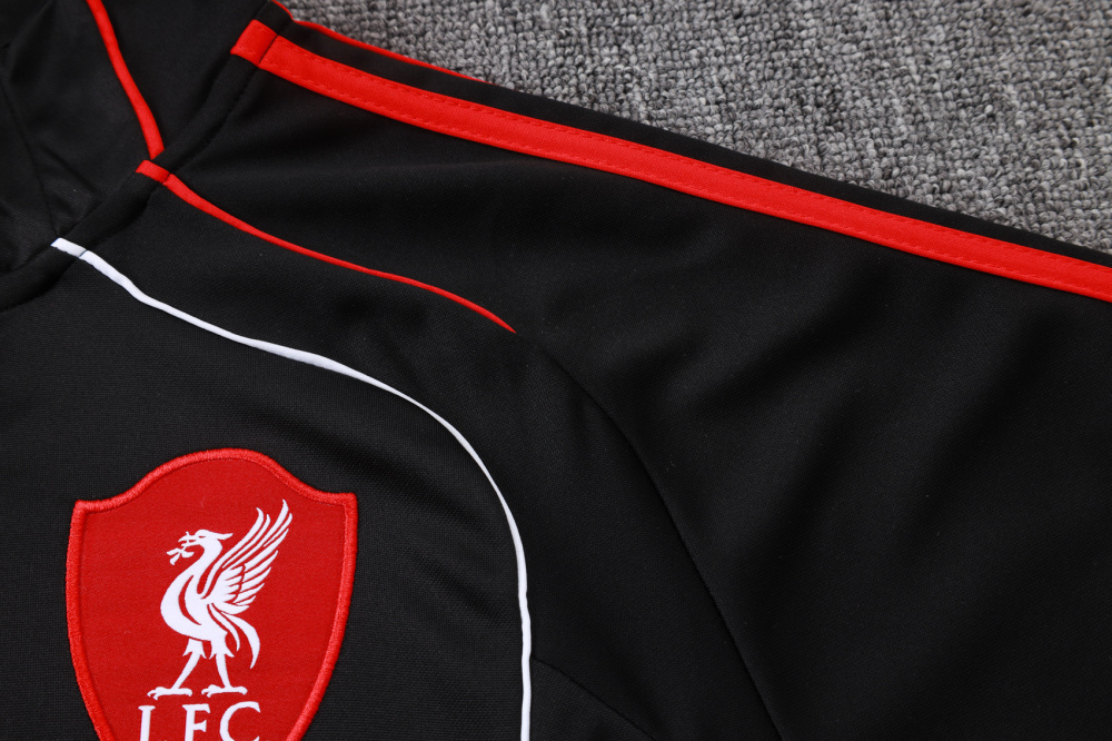 2025/26 Liverpool Kids Long sleeves Training Set