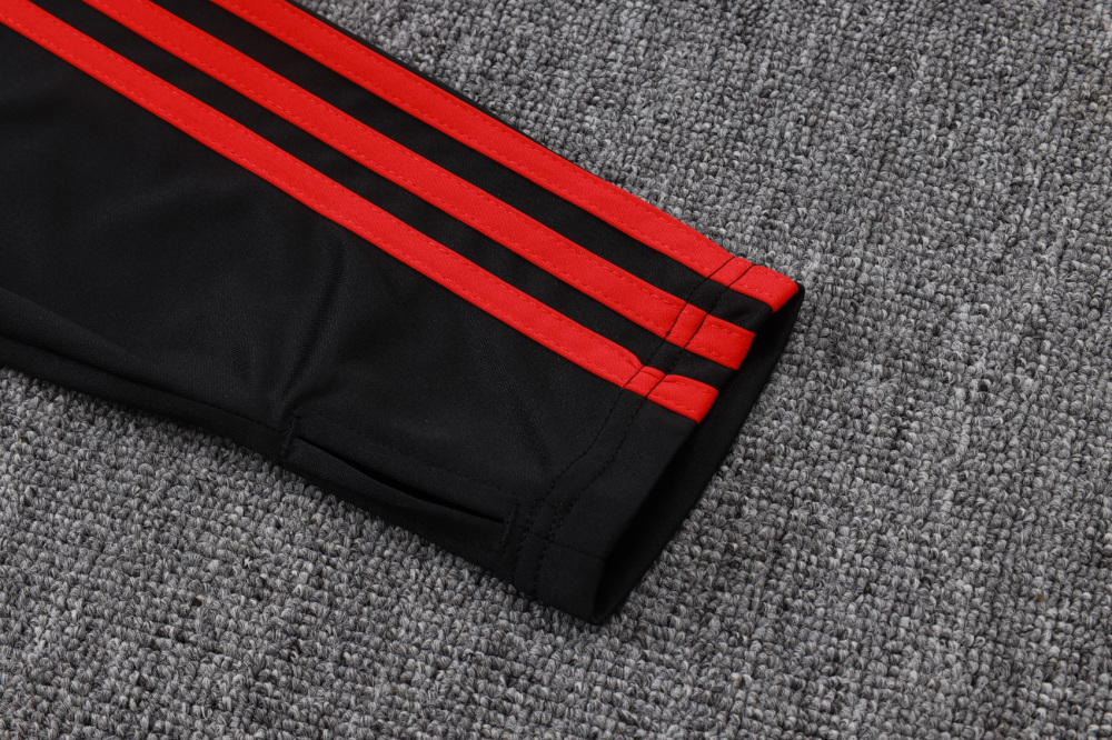 2025/26 Liverpool Kids Long sleeves Training Set