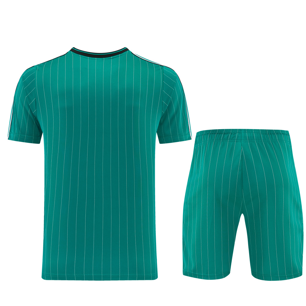 2026/27 Liverpool Short sleeve Training suit