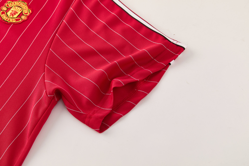 2026/27 Manchester United Short sleeve Training suit