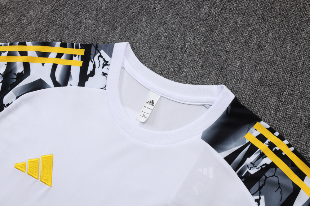 2025/26 Real Madrid Short sleeve Training suit