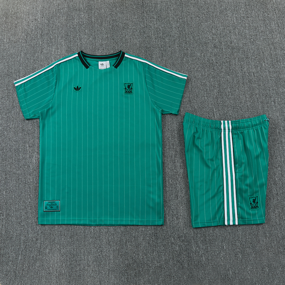2026/27 Liverpool Short sleeve Training suit