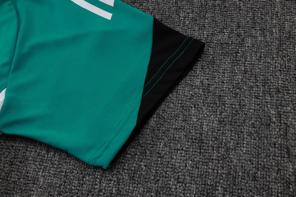 2025/26 Liverpool Short sleeve Training suit